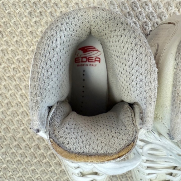 Pre-Owned Edea Ice Fly Figure Skates with John Wilson Gold Seal Revolution Blade - Picture 8 of 13